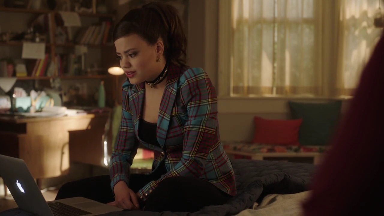 Charmed-Online-dot-nl_Charmed-1x06KappaSpirit00548.jpg Charmed-Online-dot-nl_Charmed-1x06KappaSpirit00548.jpg