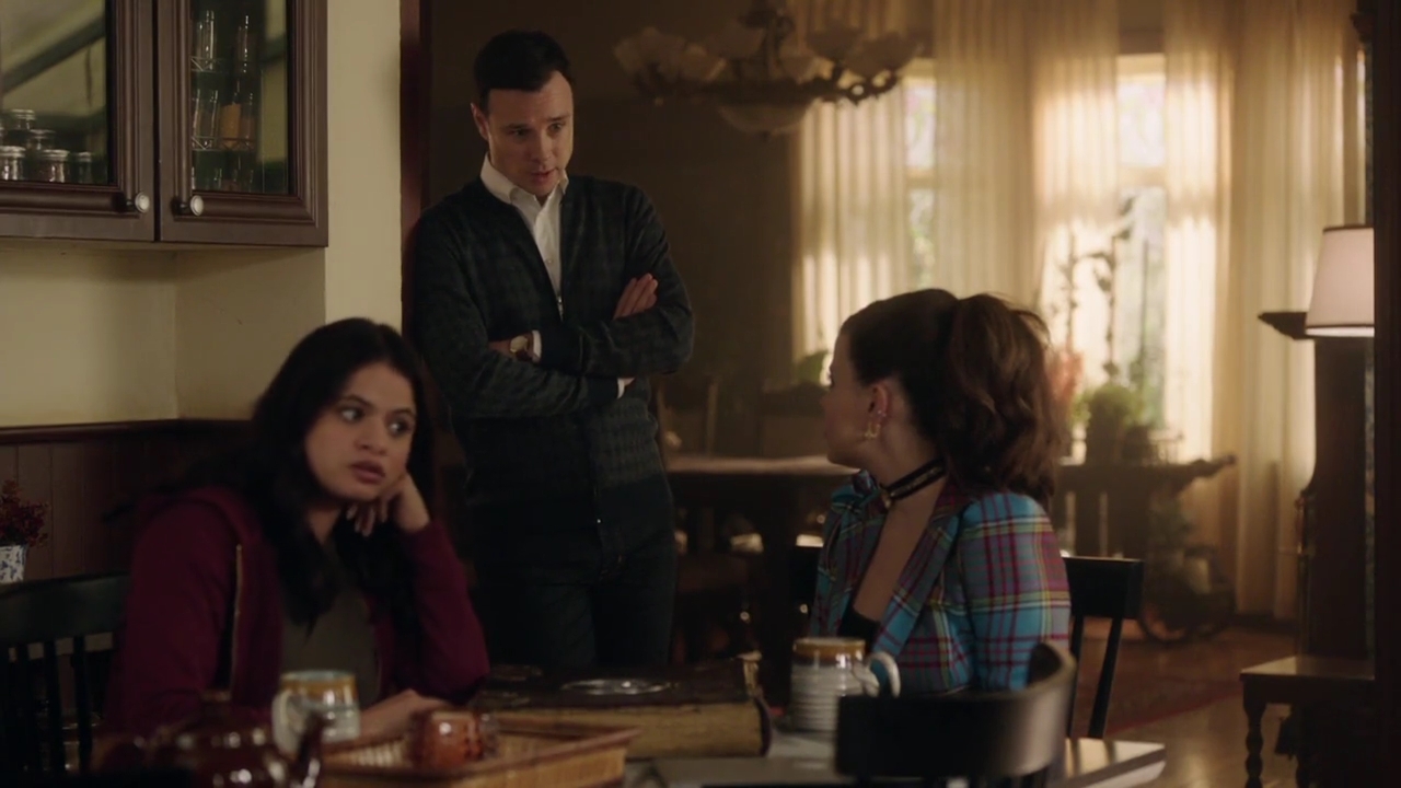 Charmed-Online-dot-nl_Charmed-1x06KappaSpirit00609.jpg