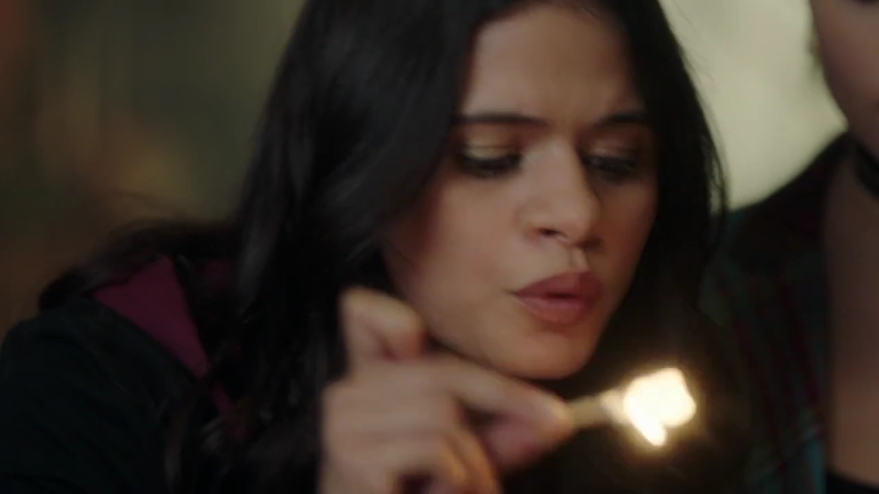 Charmed-Online-dot-nl_Charmed-1x06KappaSpirit00718.jpg
