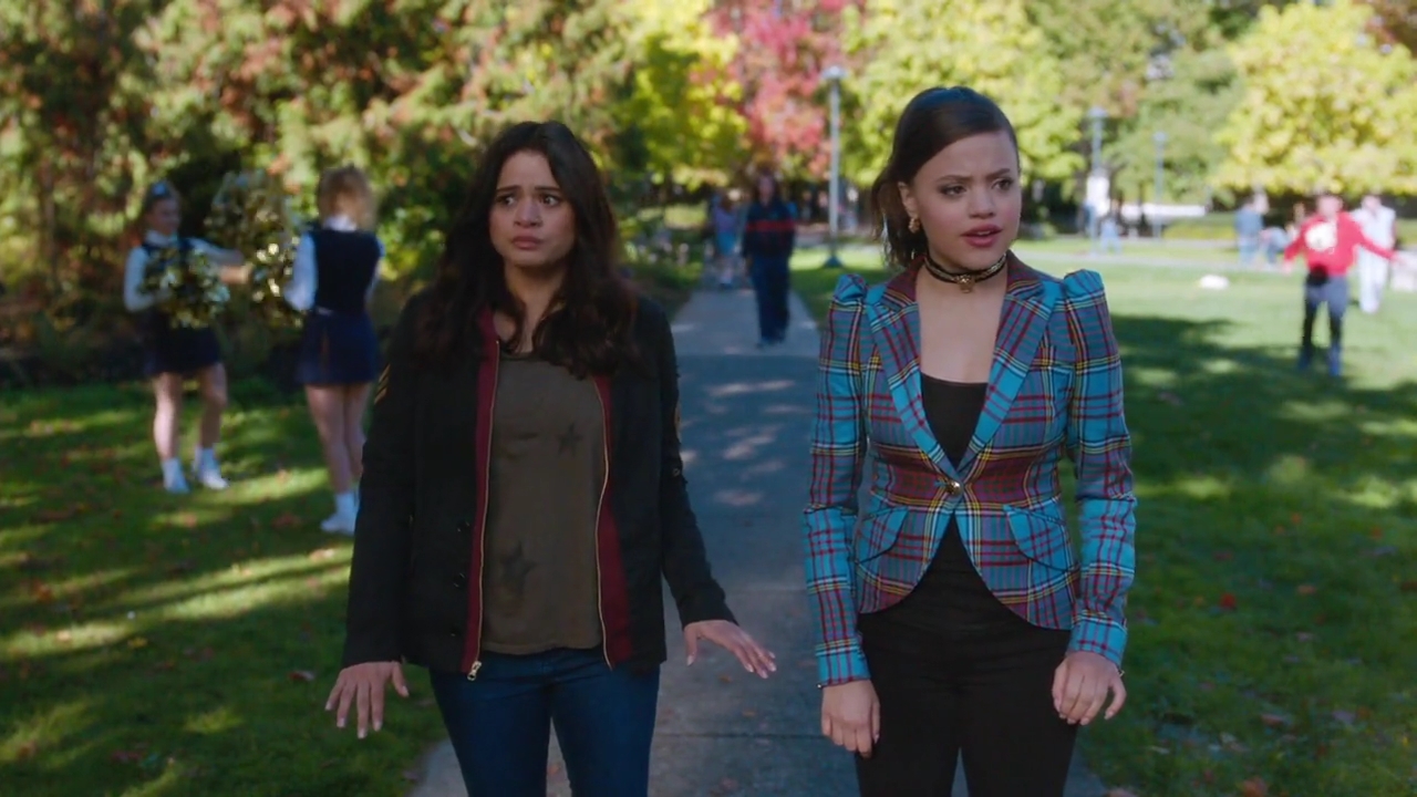 Charmed-Online-dot-nl_Charmed-1x06KappaSpirit00743.jpg