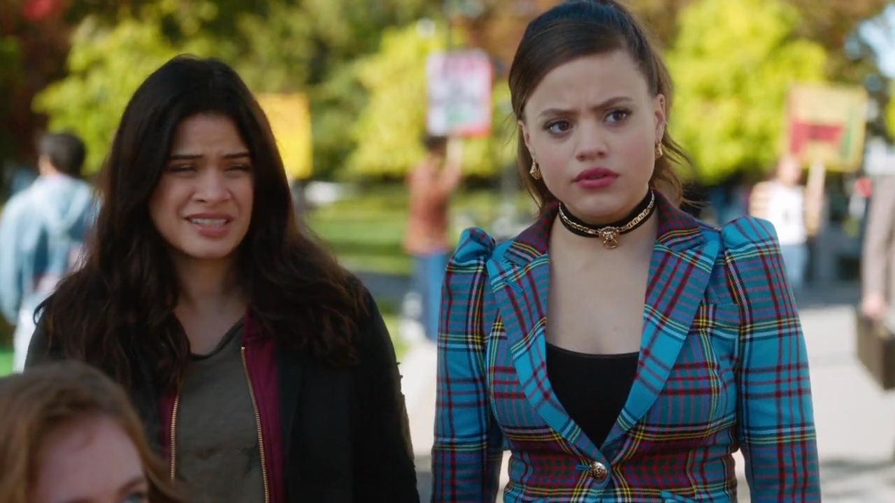 Charmed-Online-dot-nl_Charmed-1x06KappaSpirit00804.jpg