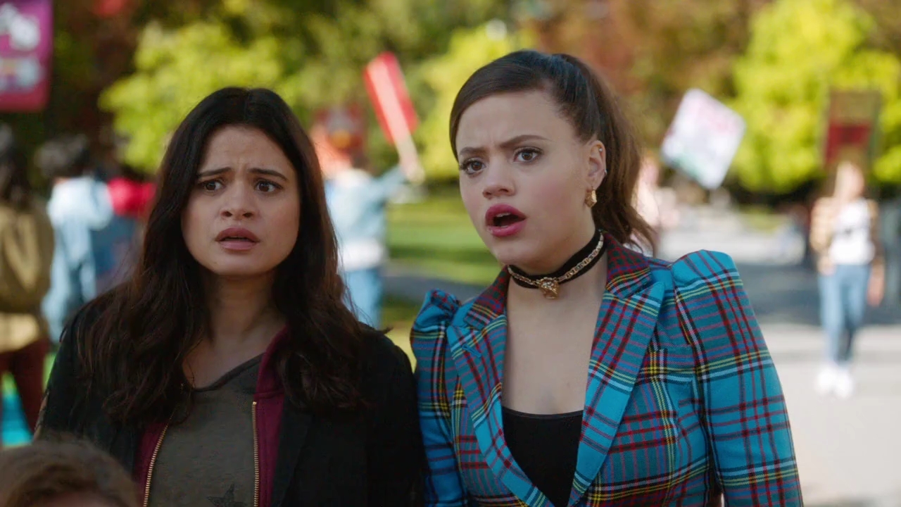 Charmed-Online-dot-nl_Charmed-1x06KappaSpirit00865.jpg
