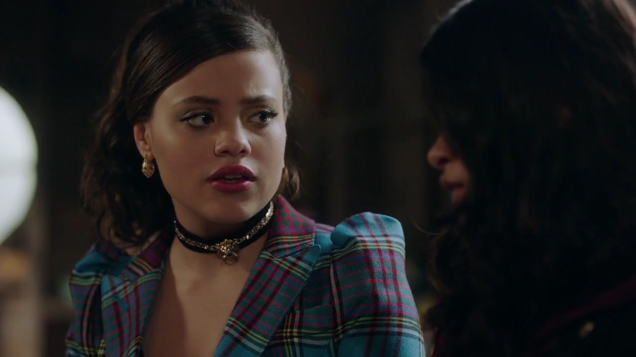 Charmed-Online-dot-nl_Charmed-1x06KappaSpirit00955.jpg