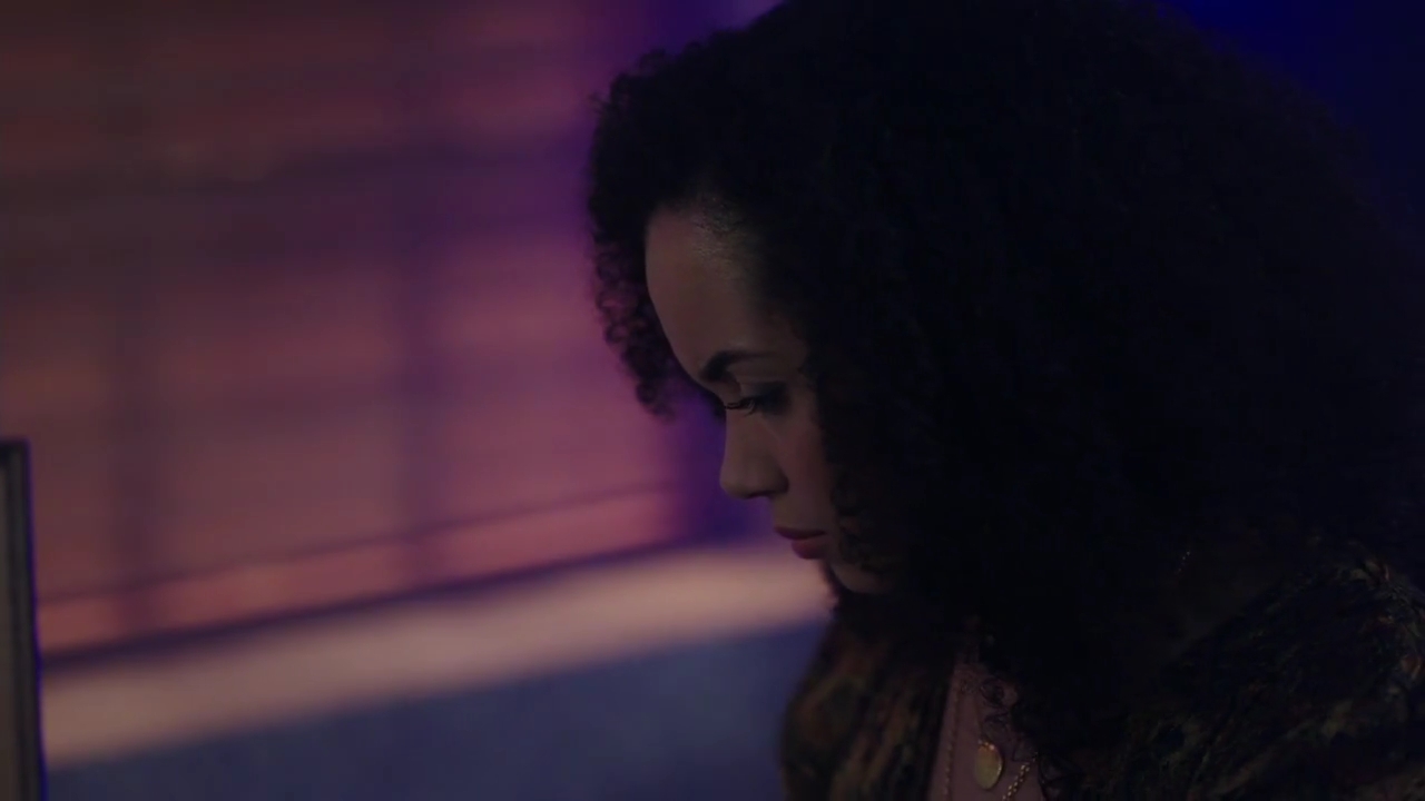 Charmed-Online-dot-nl_Charmed-1x06KappaSpirit01067.jpg