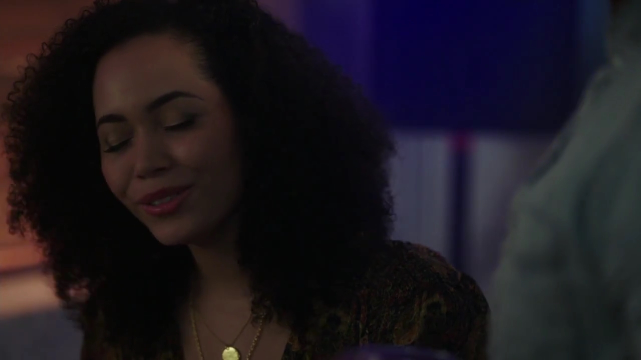 Charmed-Online-dot-nl_Charmed-1x06KappaSpirit01095.jpg
