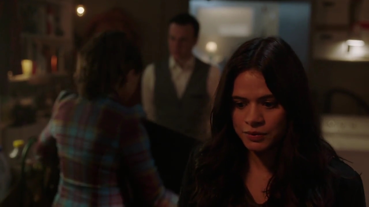 Charmed-Online-dot-nl_Charmed-1x06KappaSpirit01287.jpg