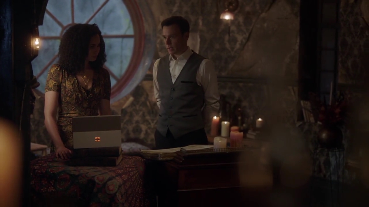 Charmed-Online-dot-nl_Charmed-1x06KappaSpirit01334.jpg