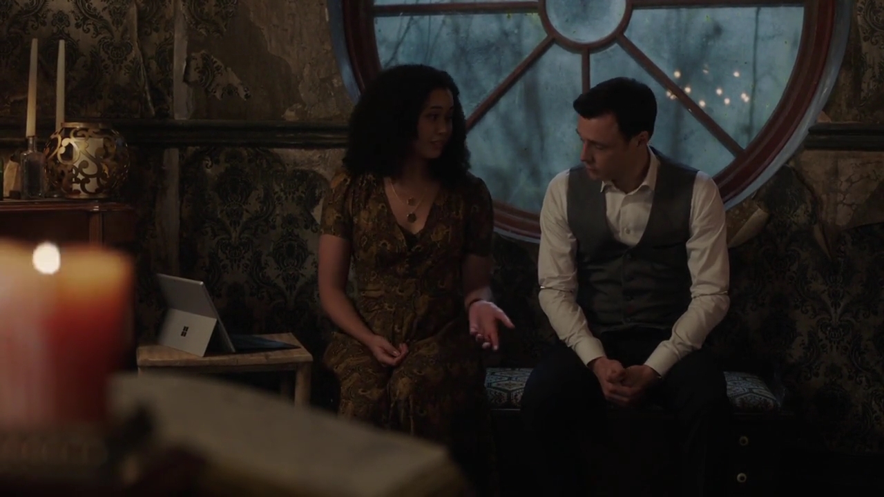 Charmed-Online-dot-nl_Charmed-1x06KappaSpirit01360.jpg