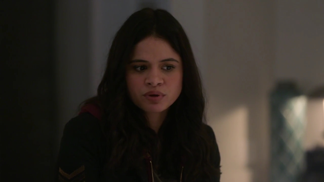 Charmed-Online-dot-nl_Charmed-1x06KappaSpirit01515.jpg
