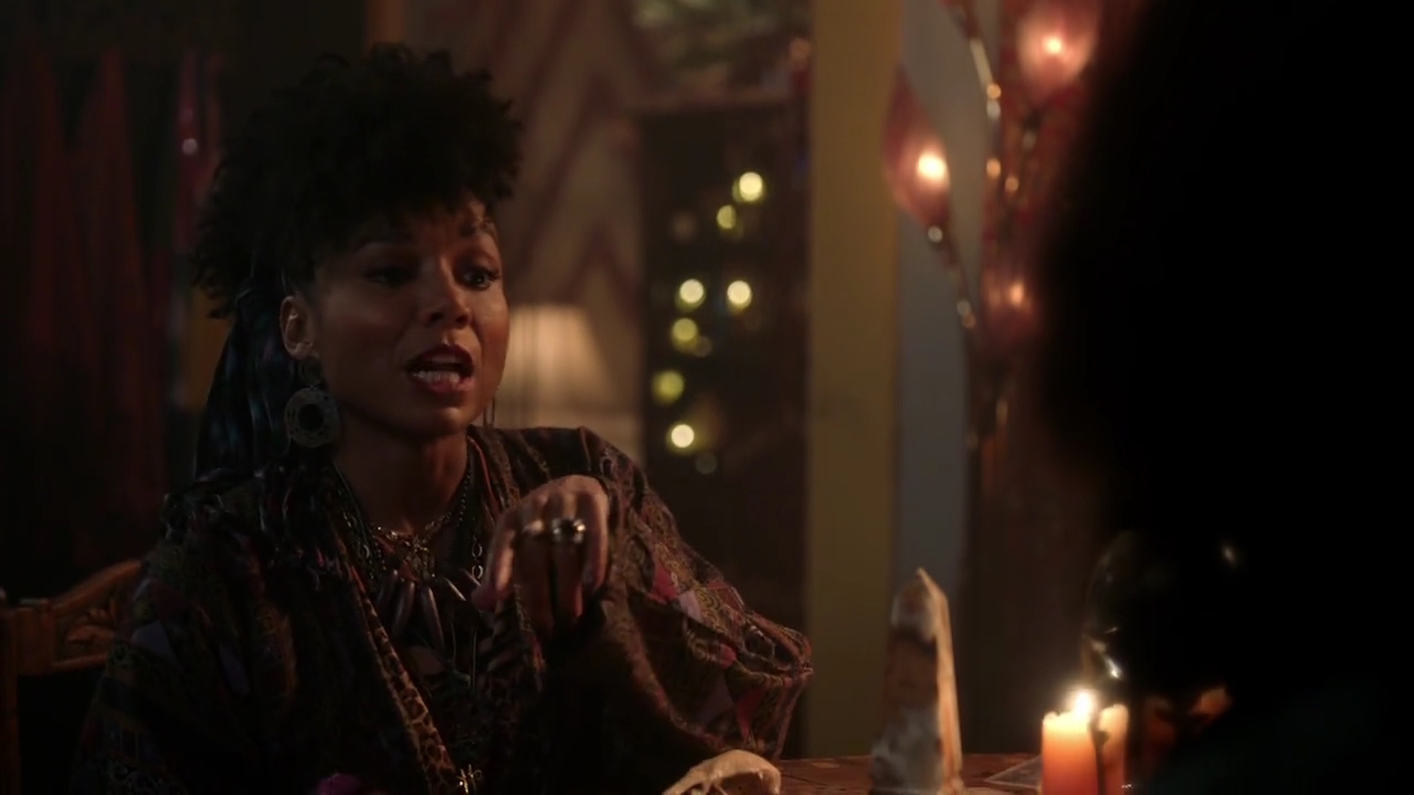 Charmed-Online-dot-nl_Charmed-1x06KappaSpirit01644.jpg