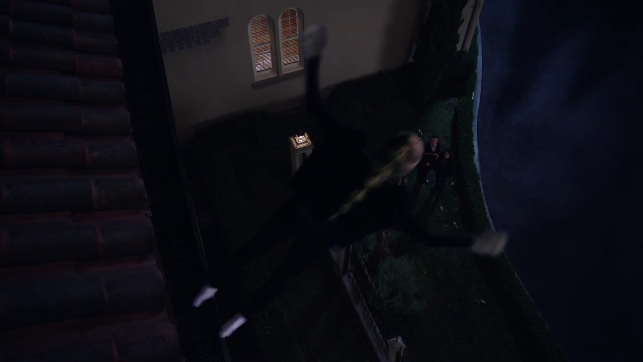Charmed-Online-dot-nl_Charmed-1x06KappaSpirit01875.jpg