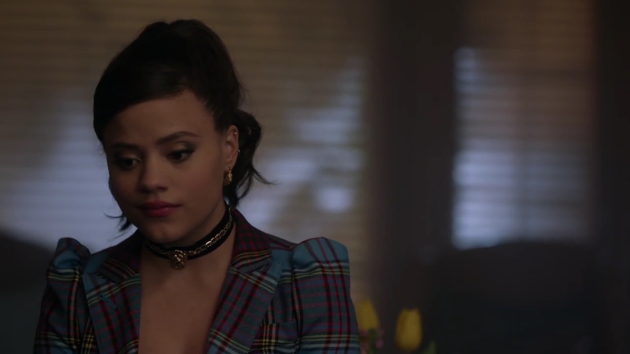 Charmed-Online-dot-nl_Charmed-1x06KappaSpirit01968.jpg
