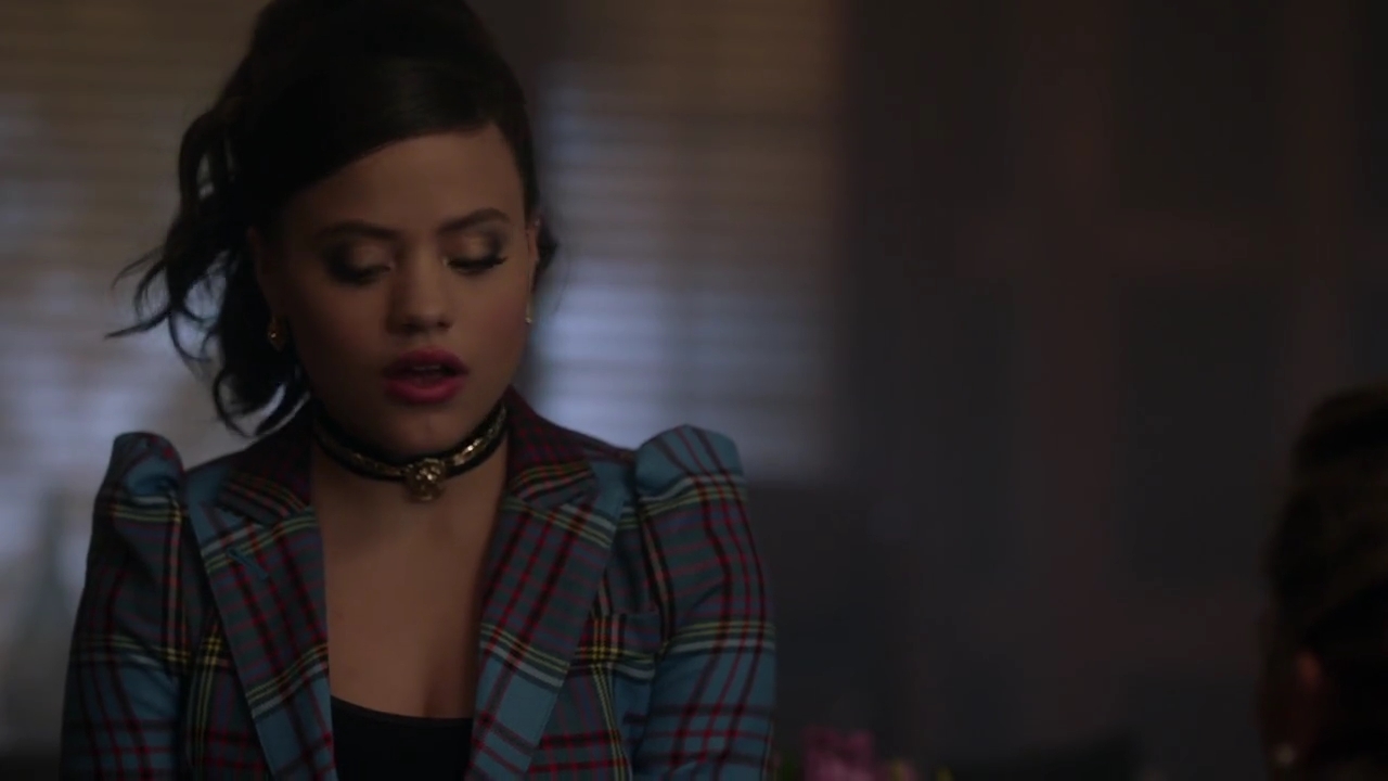 Charmed-Online-dot-nl_Charmed-1x06KappaSpirit01989.jpg