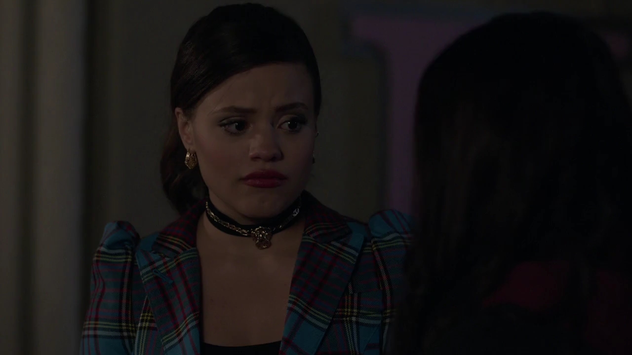 Charmed-Online-dot-nl_Charmed-1x06KappaSpirit02069.jpg