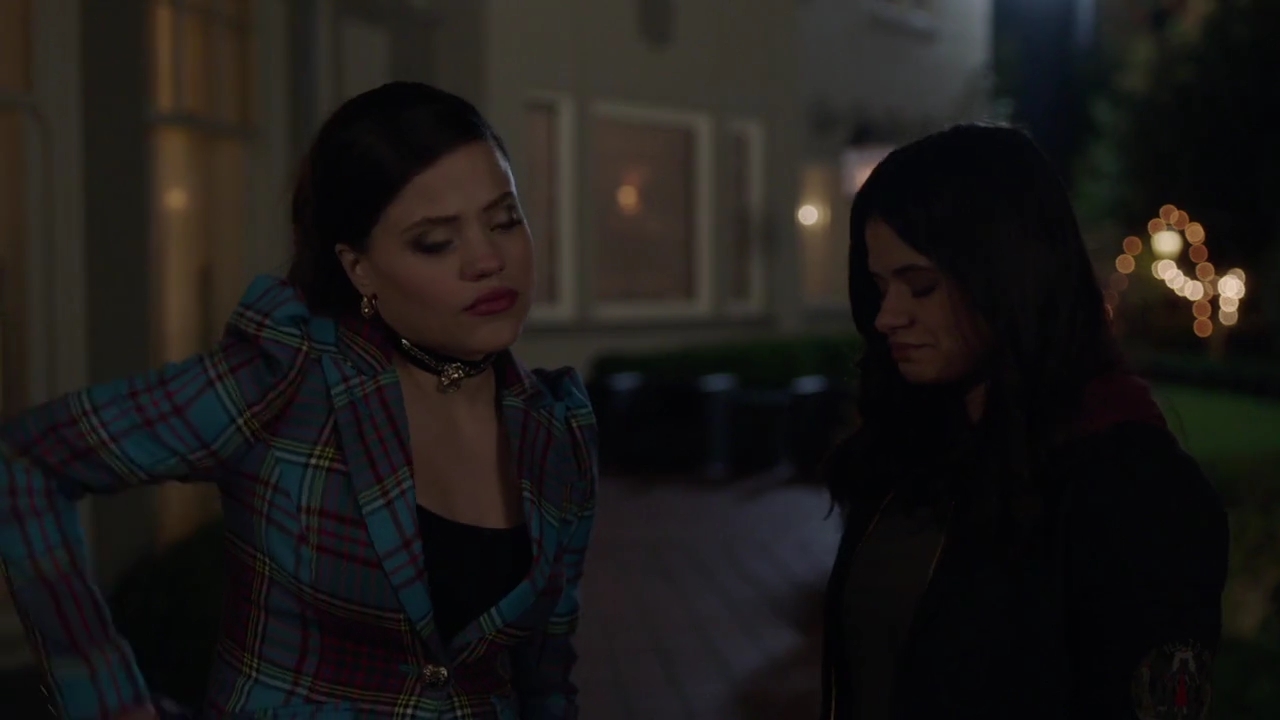 Charmed-Online-dot-nl_Charmed-1x06KappaSpirit02097.jpg Charmed-Online-dot-nl_Charmed-1x06KappaSpirit02097.jpg