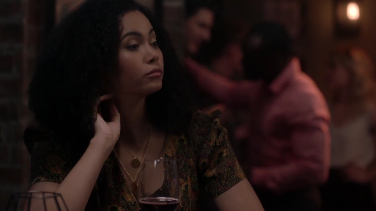 Charmed-Online-dot-nl_Charmed-1x06KappaSpirit02109.jpg