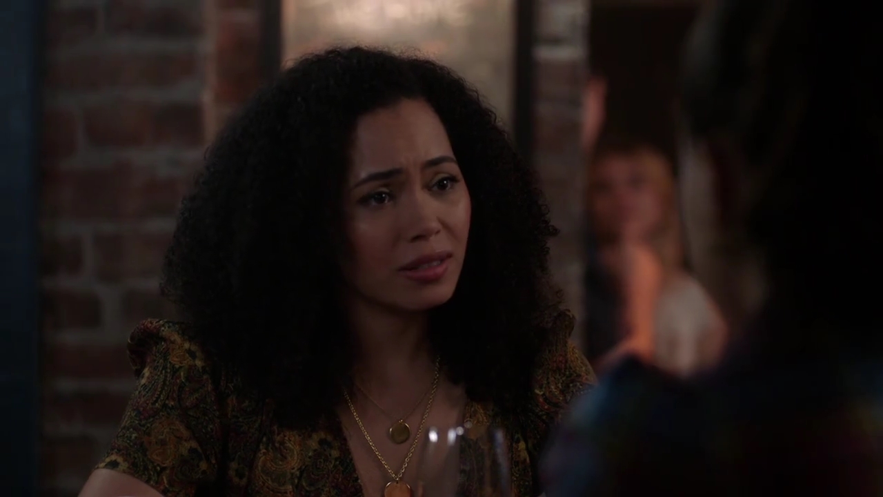 Charmed-Online-dot-nl_Charmed-1x06KappaSpirit02132.jpg