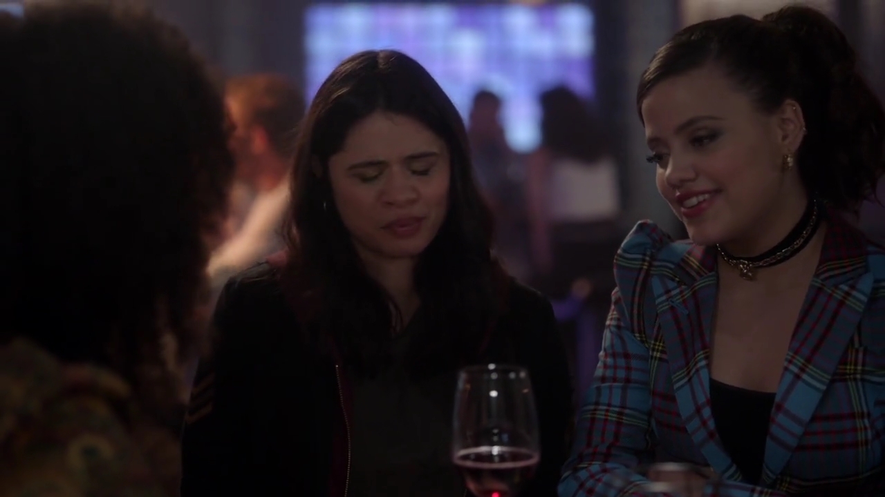 Charmed-Online-dot-nl_Charmed-1x06KappaSpirit02161.jpg