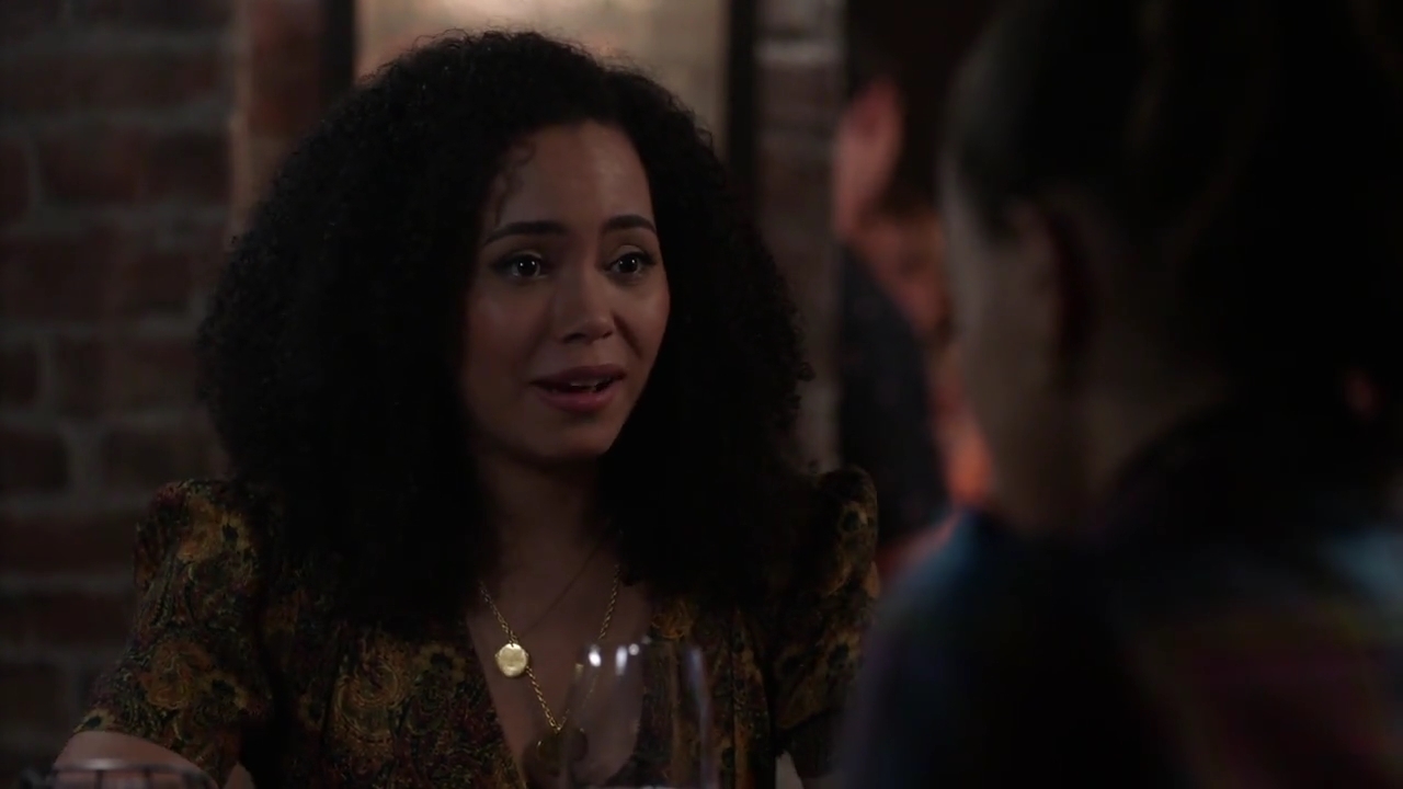 Charmed-Online-dot-nl_Charmed-1x06KappaSpirit02166.jpg