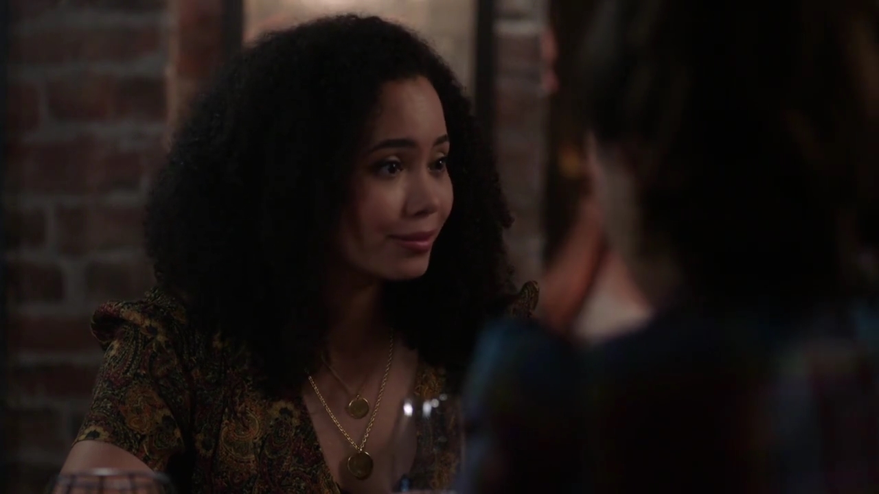 Charmed-Online-dot-nl_Charmed-1x06KappaSpirit02170.jpg