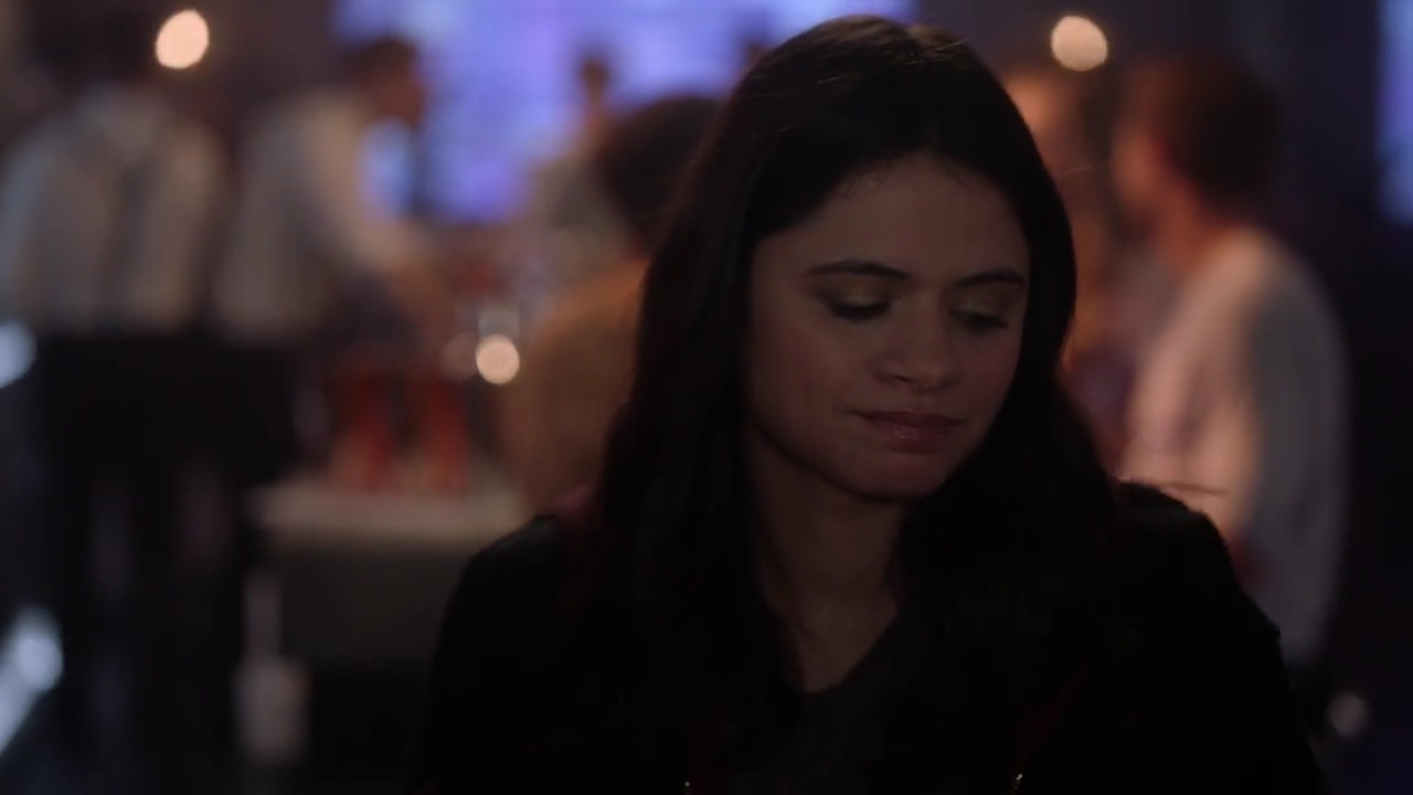 Charmed-Online-dot-nl_Charmed-1x06KappaSpirit02176.jpg