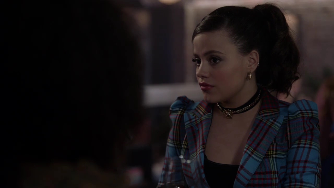 Charmed-Online-dot-nl_Charmed-1x06KappaSpirit02182.jpg
