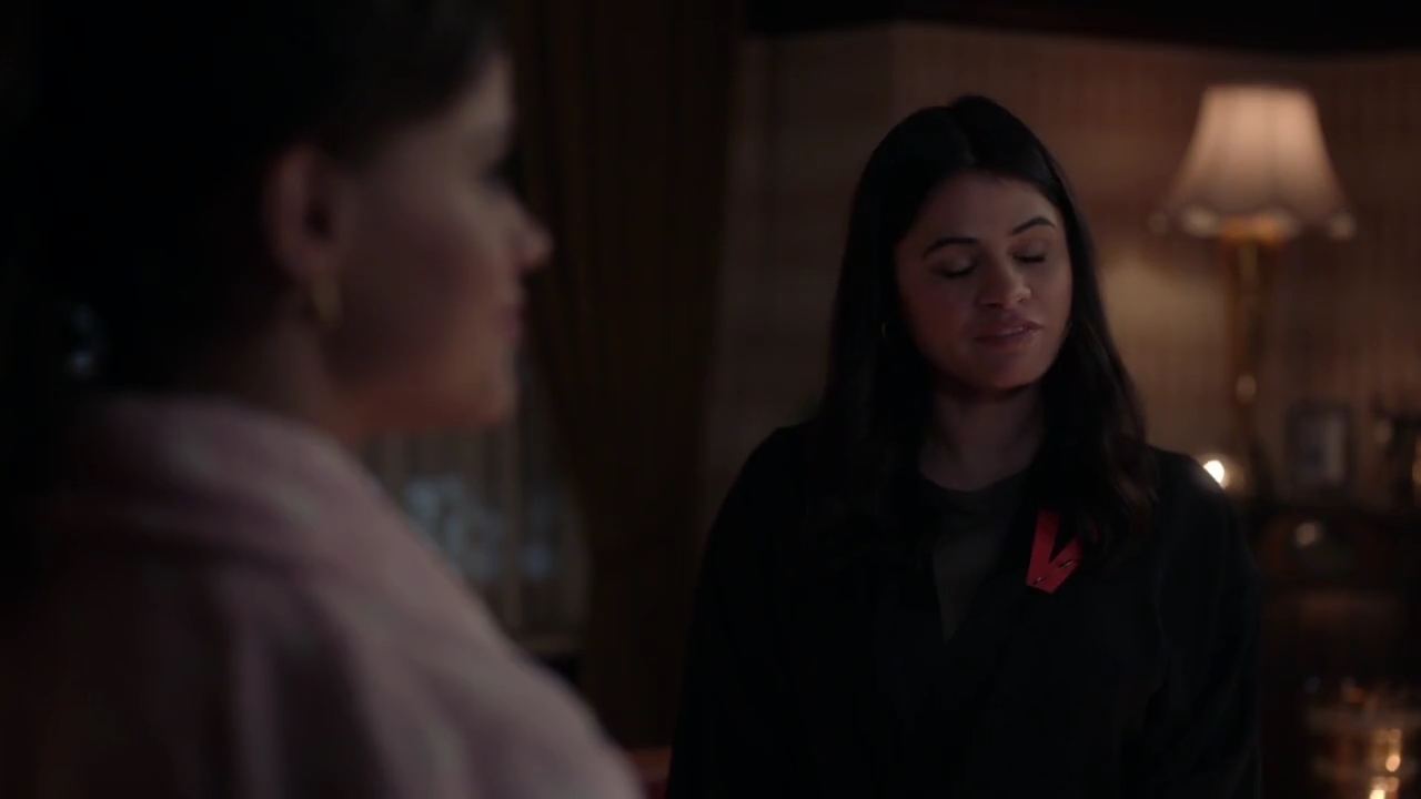 Charmed-Online-dot-nl_Charmed-1x06KappaSpirit02204.jpg