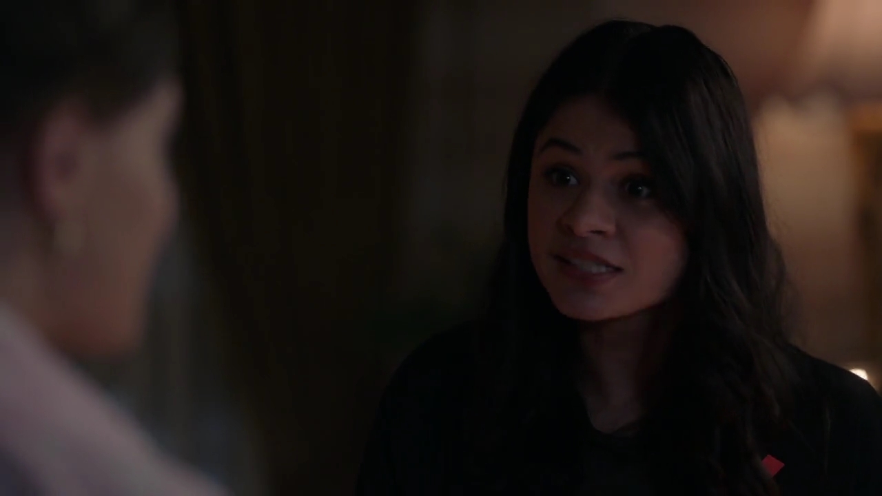 Charmed-Online-dot-nl_Charmed-1x06KappaSpirit02241.jpg