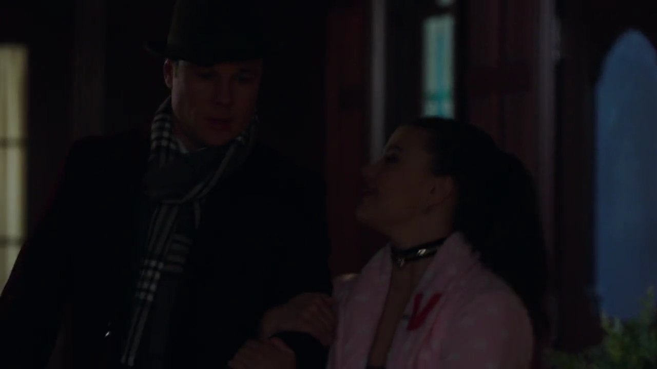 Charmed-Online-dot-nl_Charmed-1x06KappaSpirit02291.jpg
