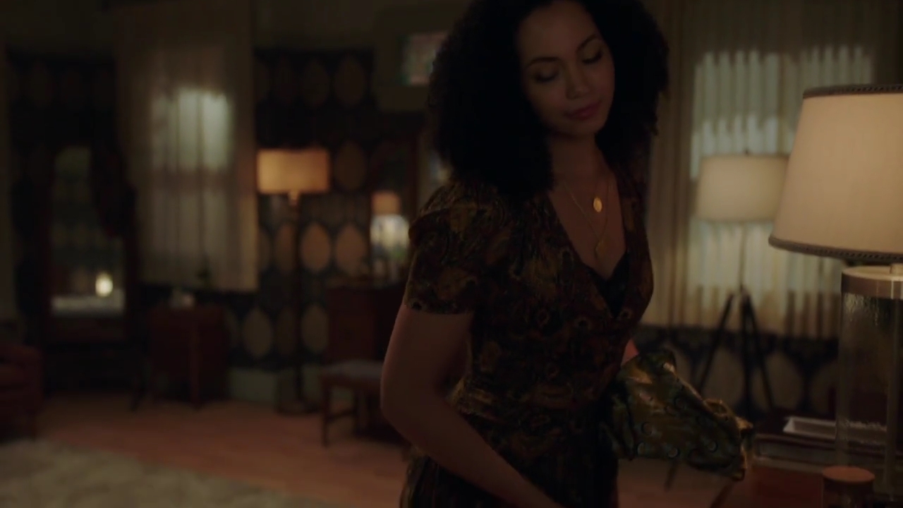 Charmed-Online-dot-nl_Charmed-1x06KappaSpirit02341.jpg