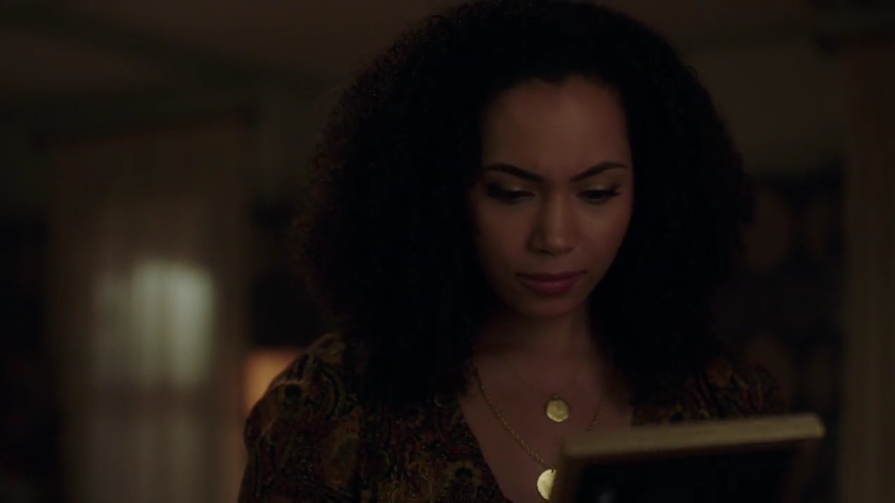 Charmed-Online-dot-nl_Charmed-1x06KappaSpirit02353.jpg