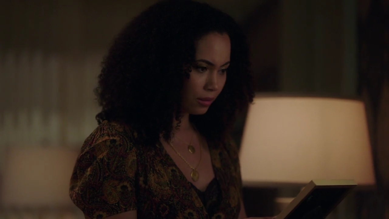 Charmed-Online-dot-nl_Charmed-1x06KappaSpirit02357.jpg