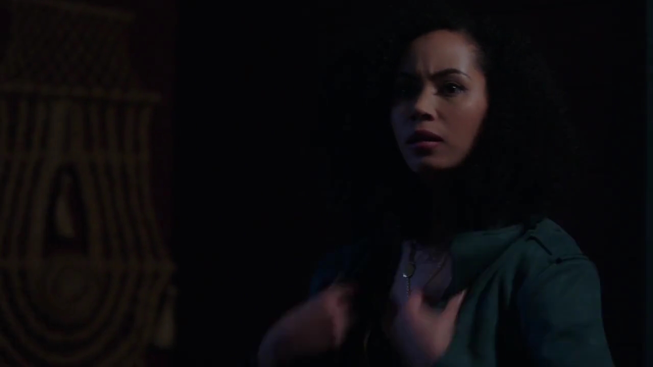 Charmed-Online-dot-nl_Charmed-1x06KappaSpirit02364.jpg
