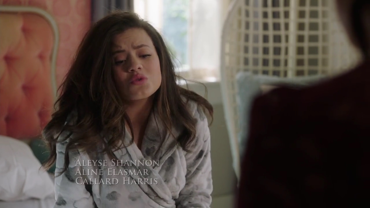 Charmed-Online-dot-nl_Charmed-1x07OutofScythe00146.jpg