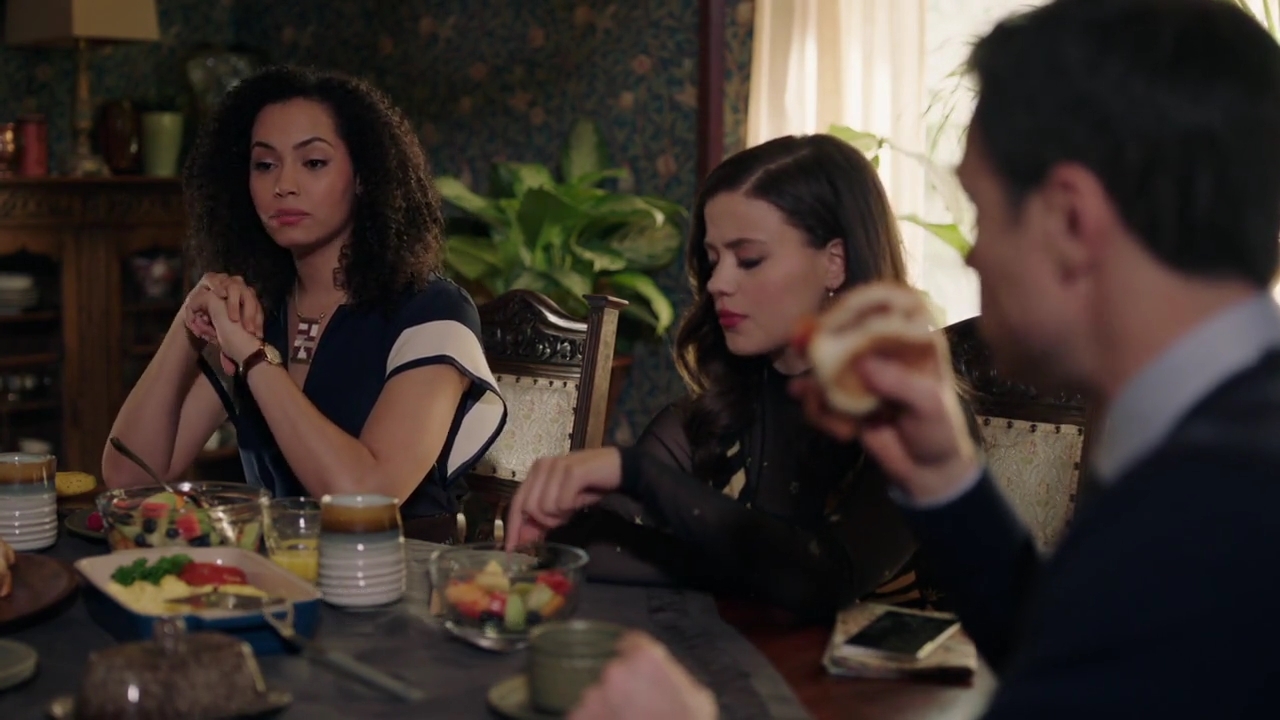 Charmed-Online-dot-nl_Charmed-1x07OutofScythe00250.jpg