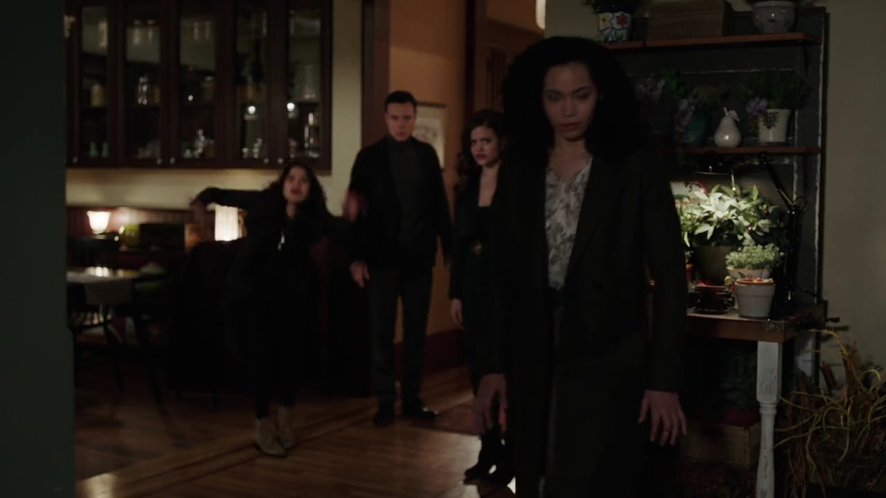 Charmed-Online-dot-nl_Charmed-1x07OutofScythe01413.jpg