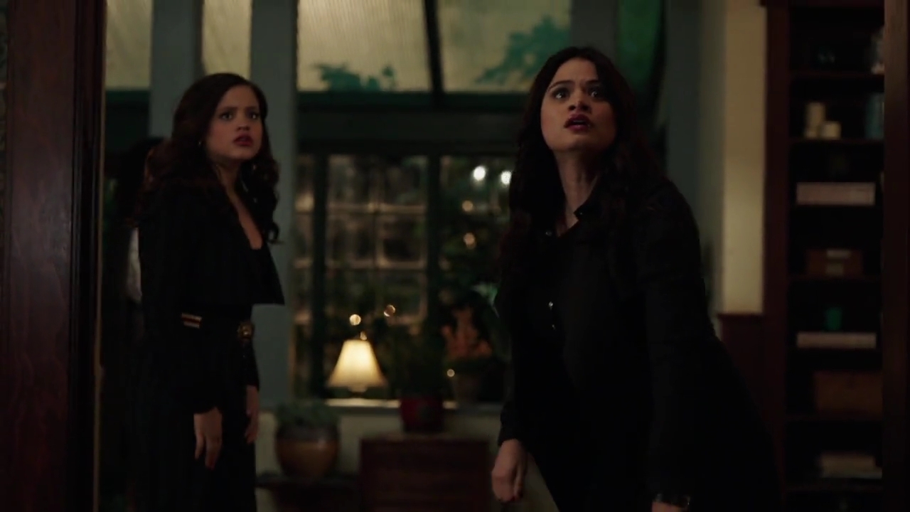Charmed-Online-dot-nl_Charmed-1x07OutofScythe01432.jpg