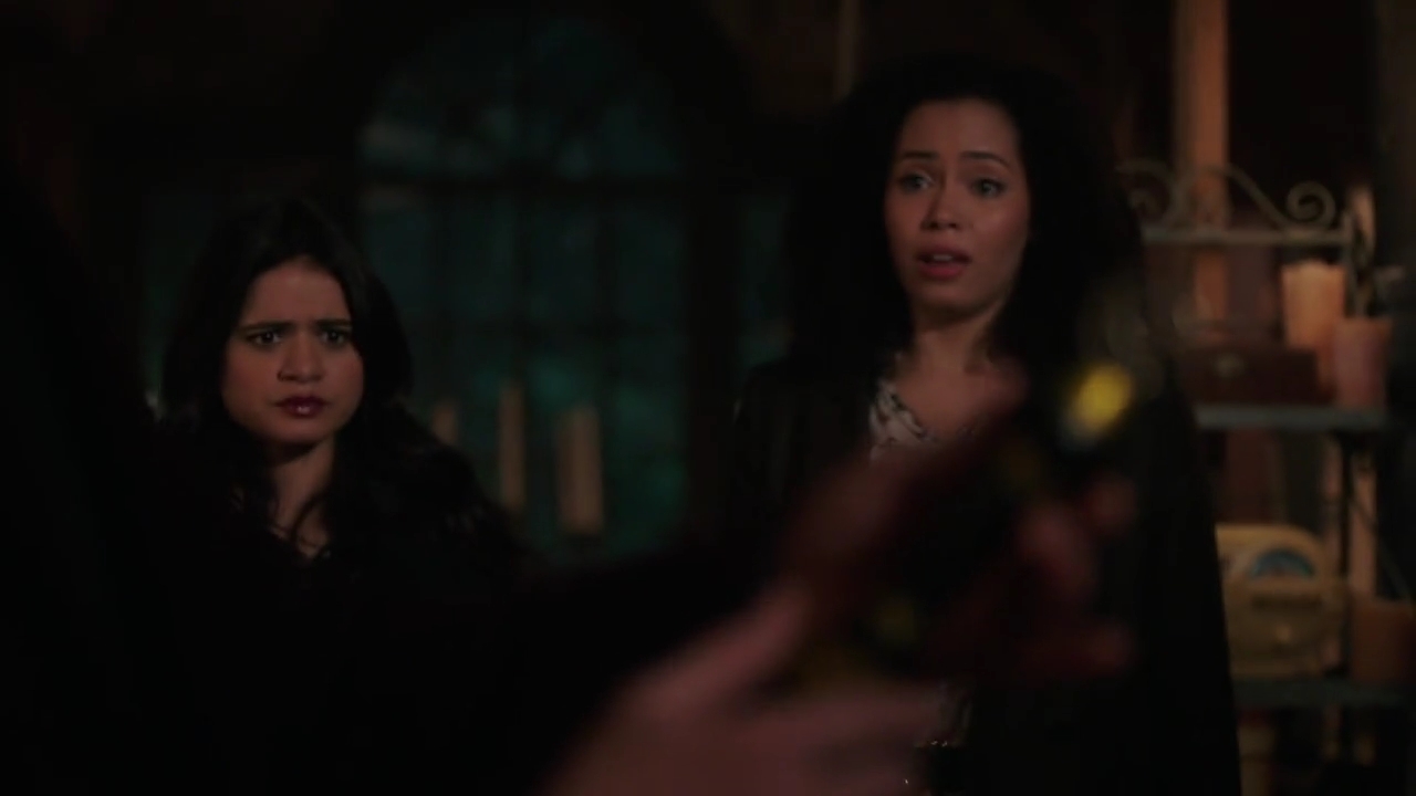 Charmed-Online-dot-nl_Charmed-1x07OutofScythe01513.jpg