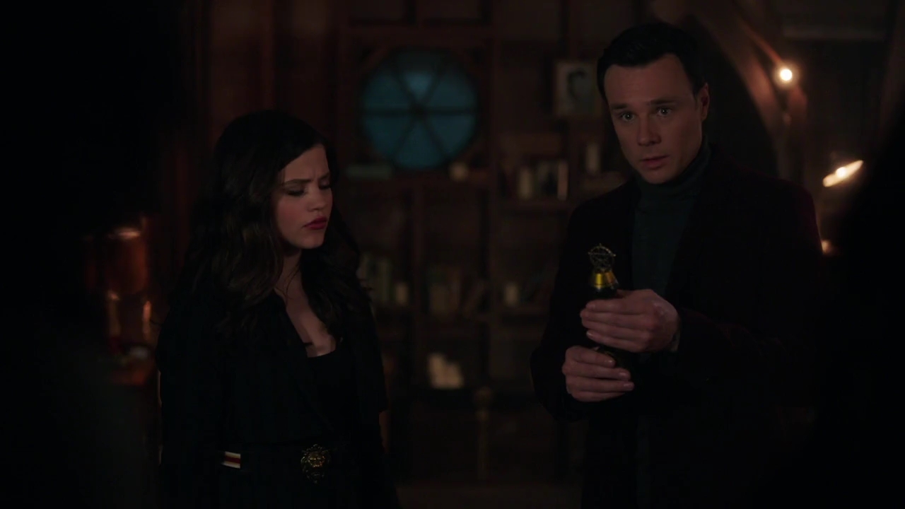 Charmed-Online-dot-nl_Charmed-1x07OutofScythe01534.jpg