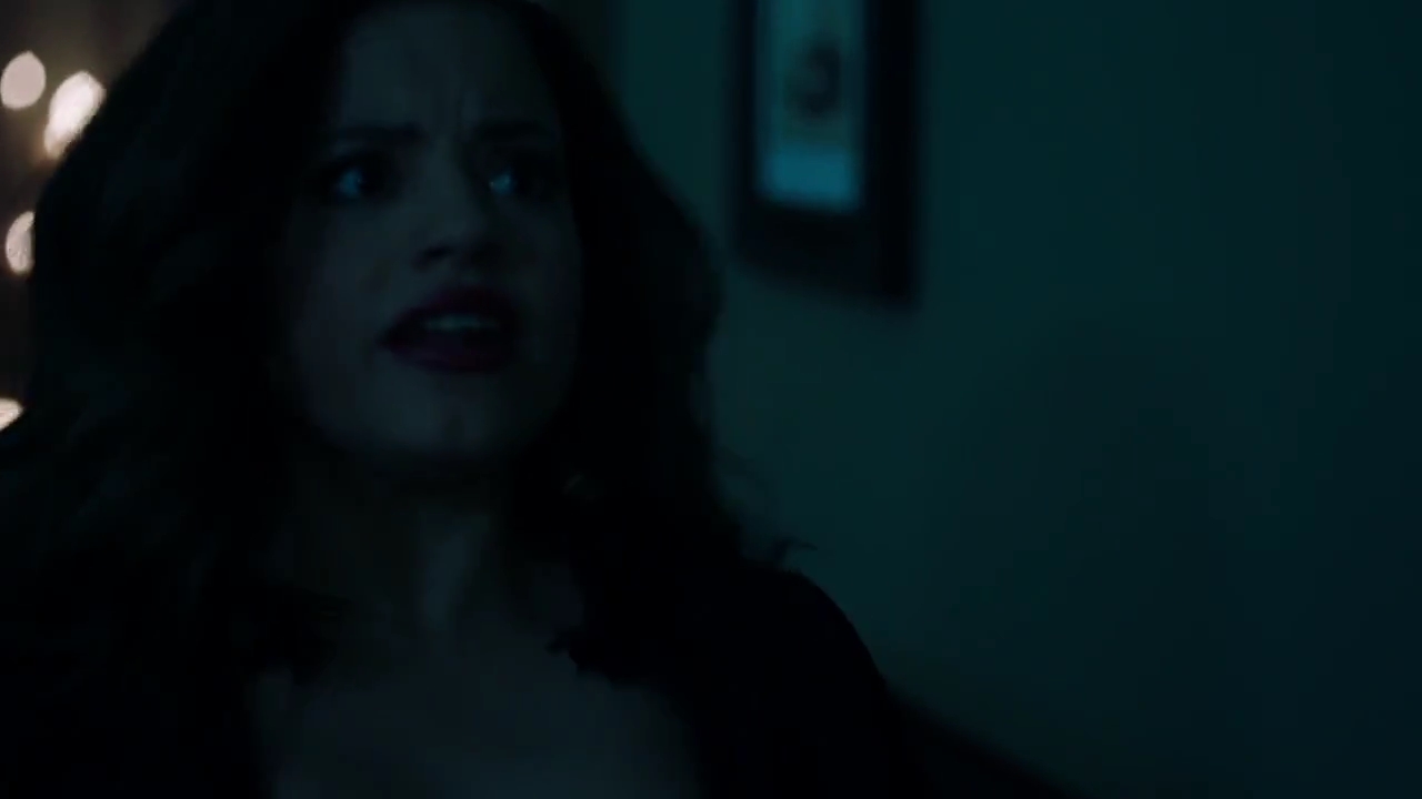 Charmed-Online-dot-nl_Charmed-1x07OutofScythe01684.jpg