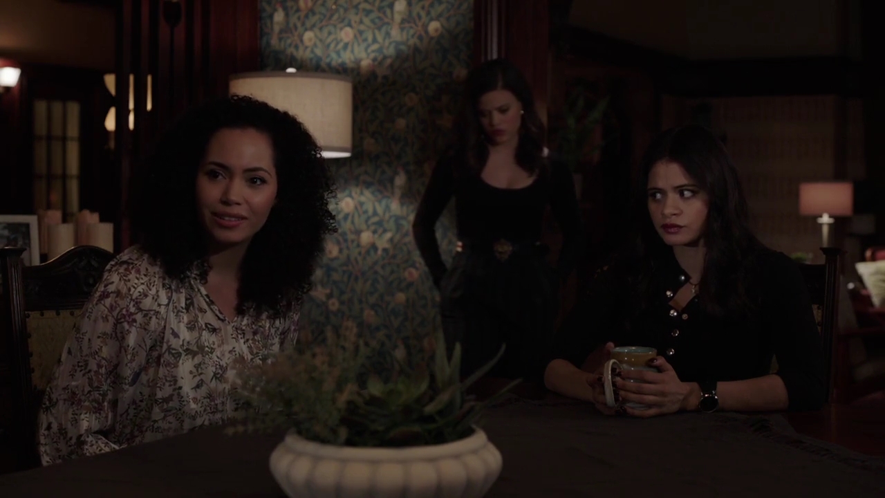 Charmed-Online-dot-nl_Charmed-1x07OutofScythe01774.jpg