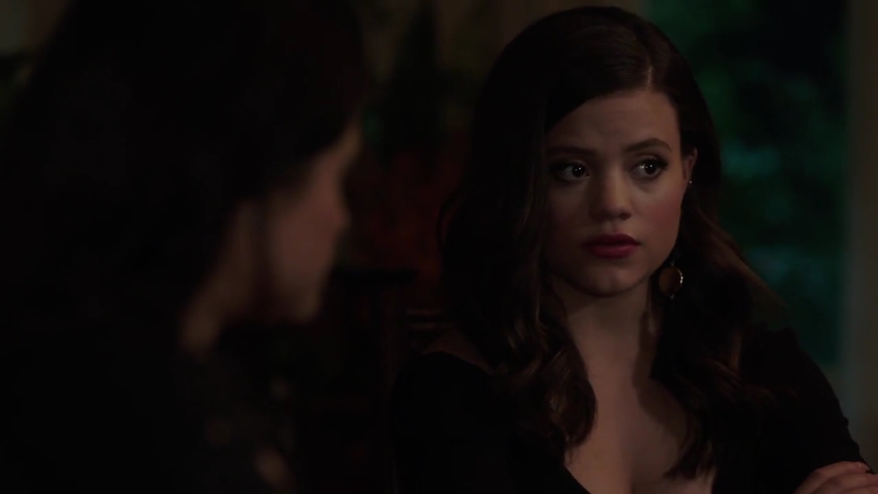 Charmed-Online-dot-nl_Charmed-1x07OutofScythe01866.jpg