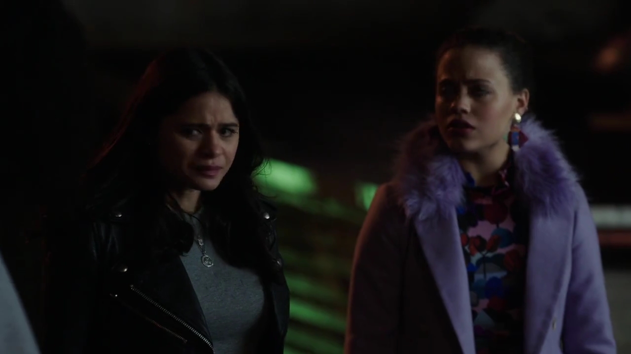 Charmed-Online-dot-nl_Charmed-1x08BugABoo00029.jpg