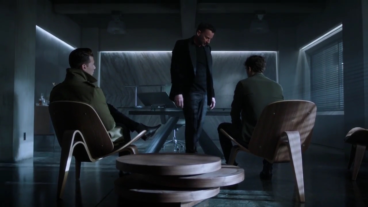 Charmed-Online-dot-nl_Charmed-1x08BugABoo00305.jpg