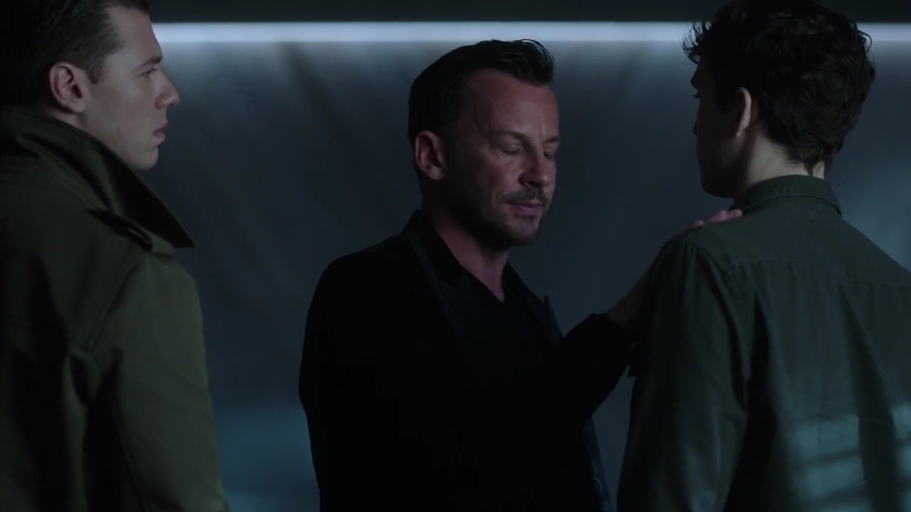 Charmed-Online-dot-nl_Charmed-1x08BugABoo00329.jpg
