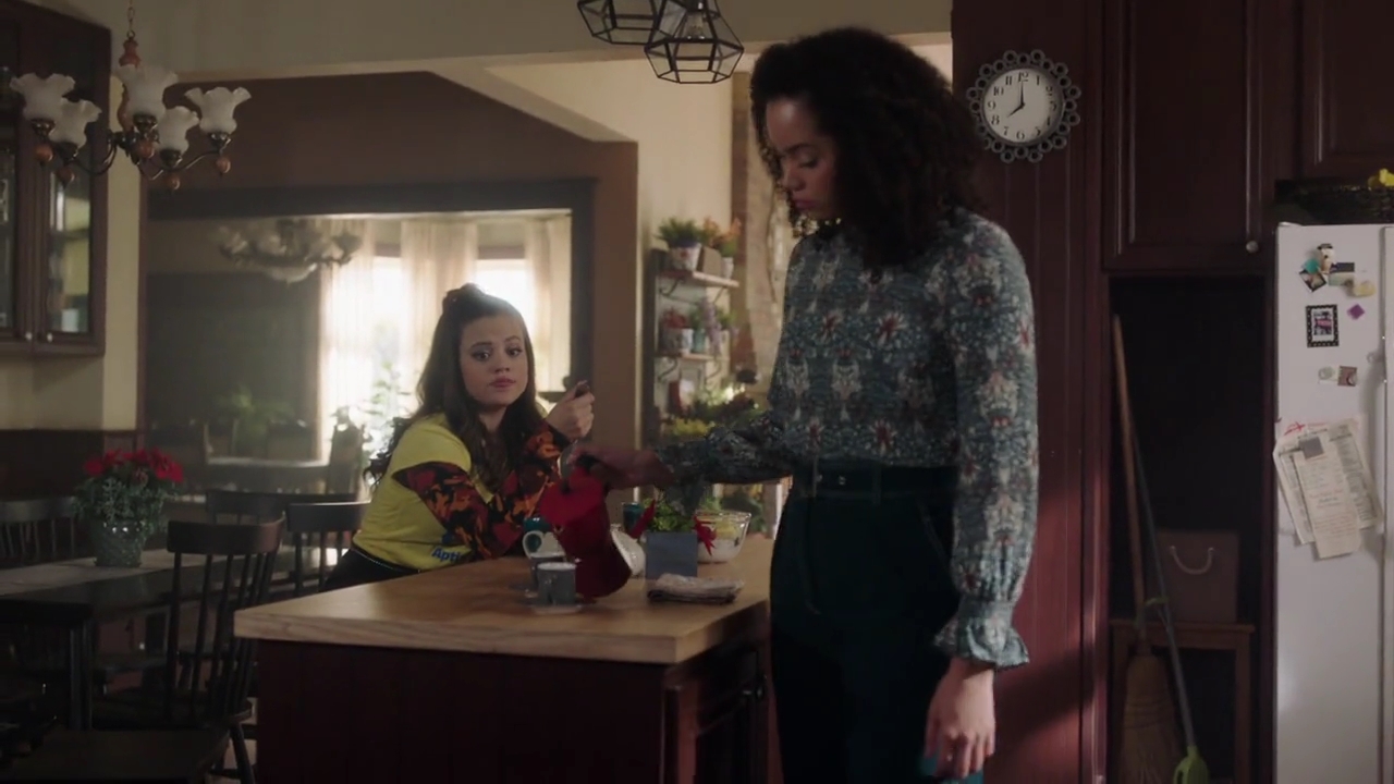 Charmed-Online-dot-nl_Charmed-1x08BugABoo00578.jpg