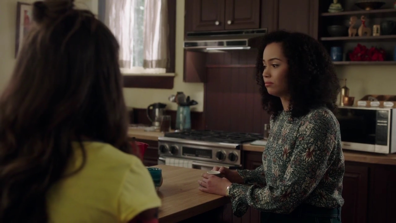 Charmed-Online-dot-nl_Charmed-1x08BugABoo00610.jpg Charmed-Online-dot-nl_Charmed-1x08BugABoo00610.jpg