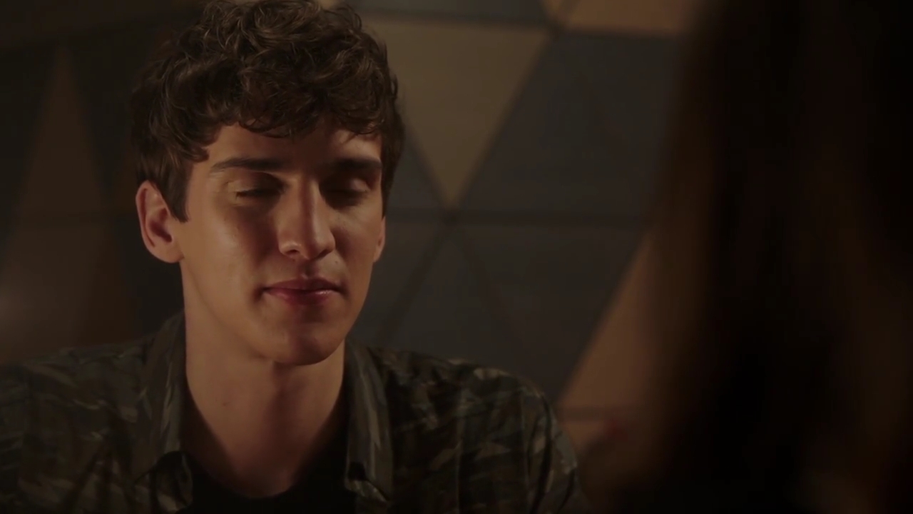 Charmed-Online-dot-nl_Charmed-1x08BugABoo01329.jpg Charmed-Online-dot-nl_Charmed-1x08BugABoo01329.jpg