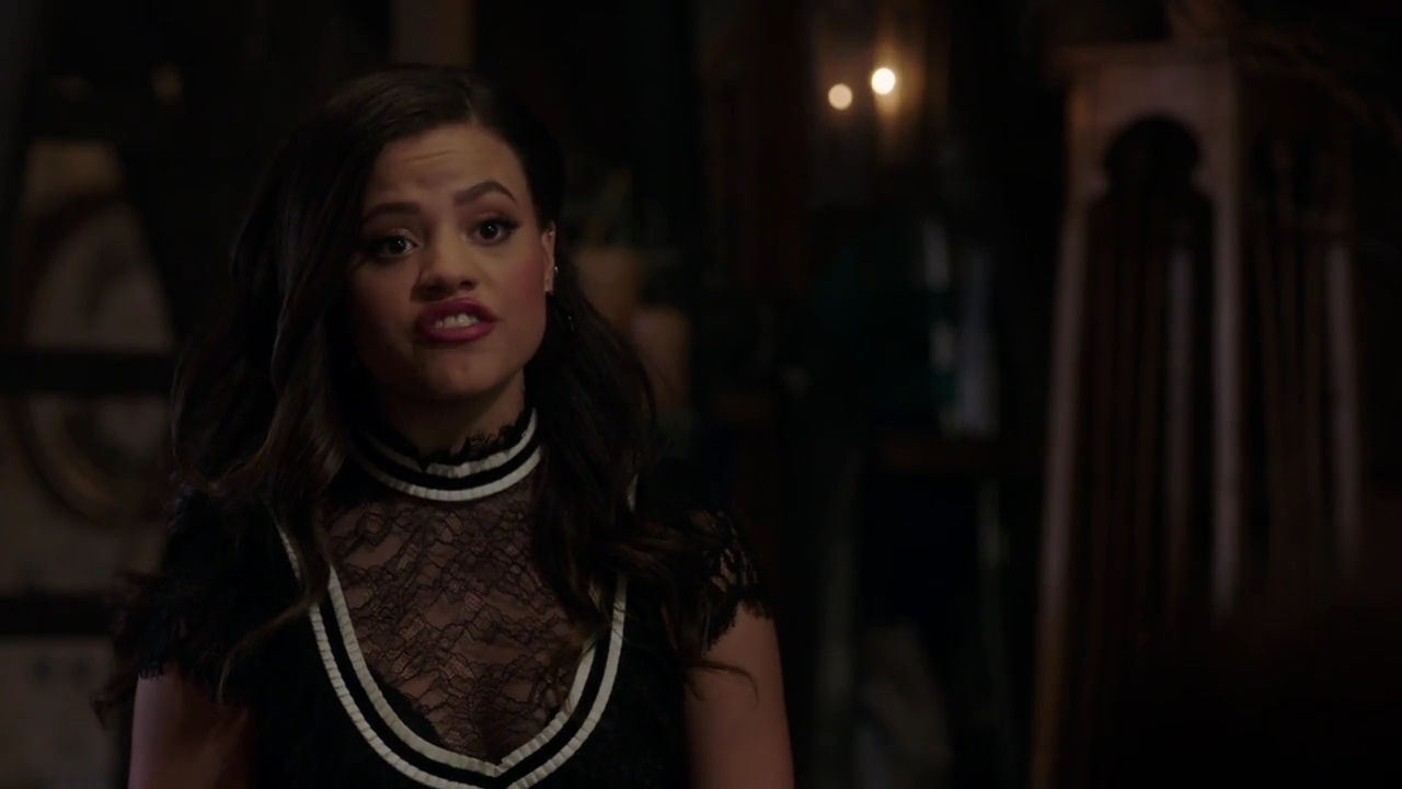 Charmed-Online-dot-nl_Charmed-1x08BugABoo01480.jpg
