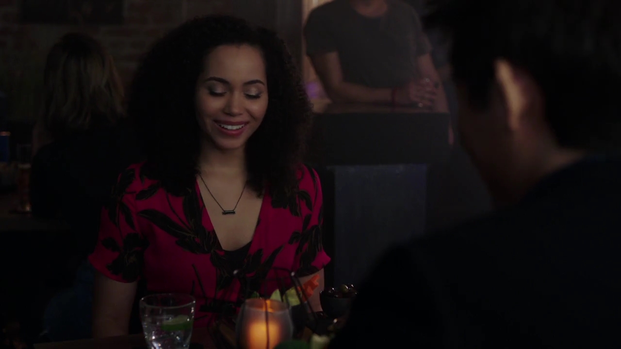 Charmed-Online-dot-nl_Charmed-1x08BugABoo01491.jpg Charmed-Online-dot-nl_Charmed-1x08BugABoo01491.jpg